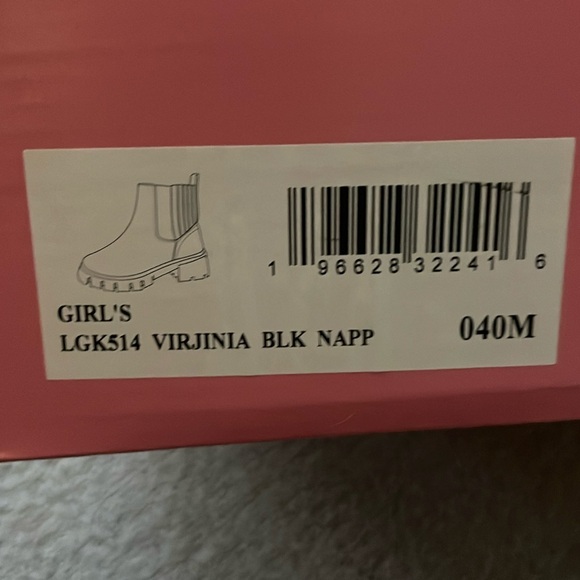 Cute black boots from brand MIA.They are a size 4 kids.These boots are new. - Picture 6 of 7